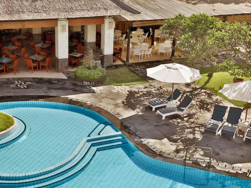 白努亚港 Club Bali Mirage酒店 外观 照片