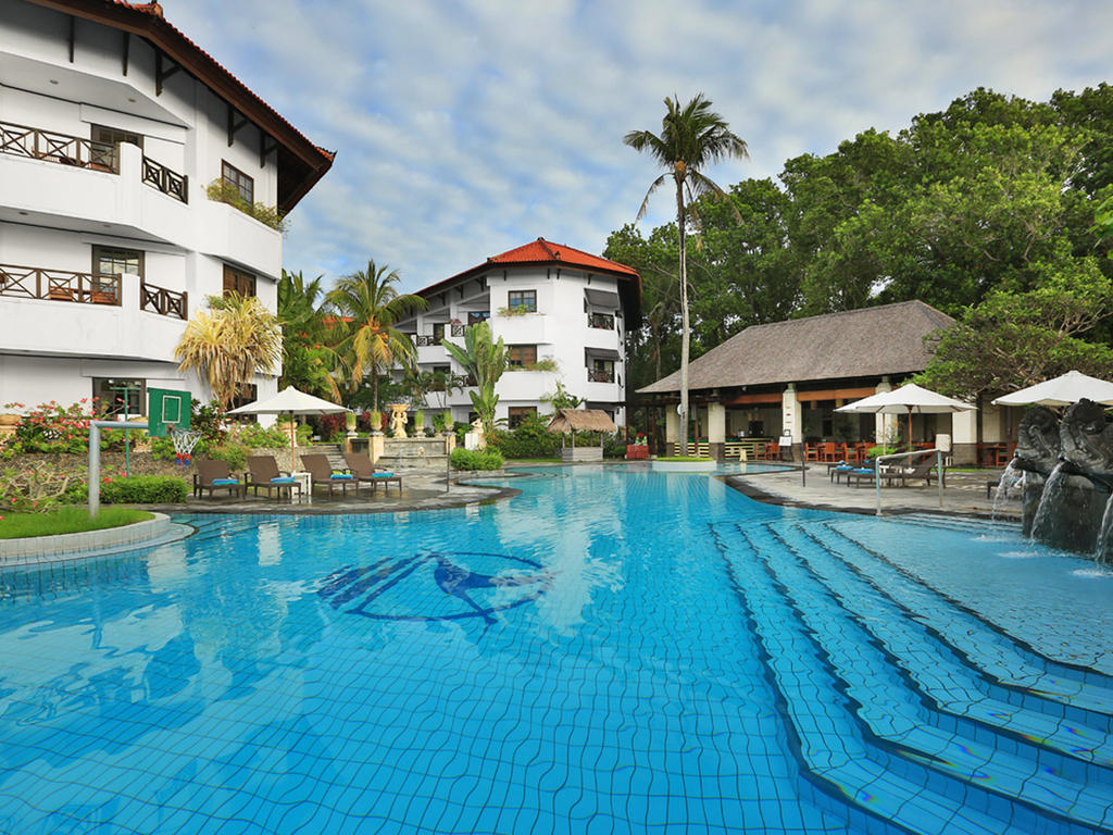 白努亚港 Club Bali Mirage酒店 外观 照片